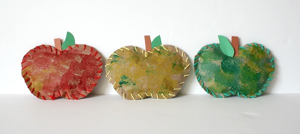 Kids Craft - Stuffed Paper Apples